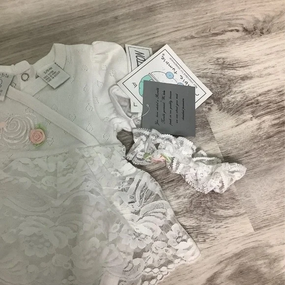 NWT! 3M-6M Onesie - Picture 5 of 6